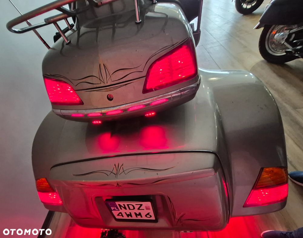 Honda GL - 11