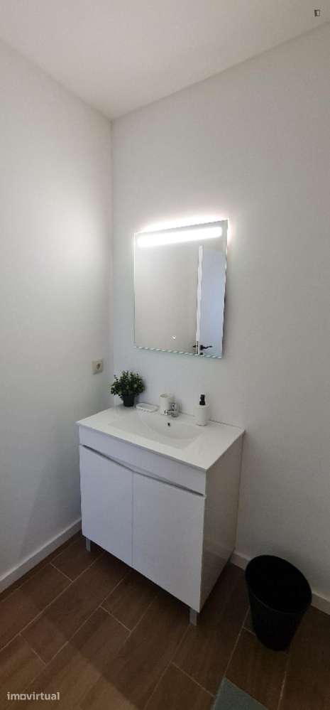 Apartamento com 1 quartos - localizado em Santo Ildefonso Porto - Grande imagem: 4/11