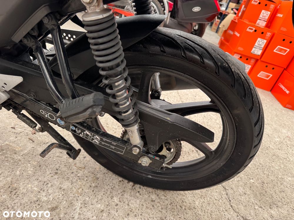 Honda CBF - 15