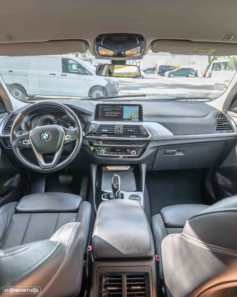 BMW X4 xDrive20i Aut. Advantage - 20