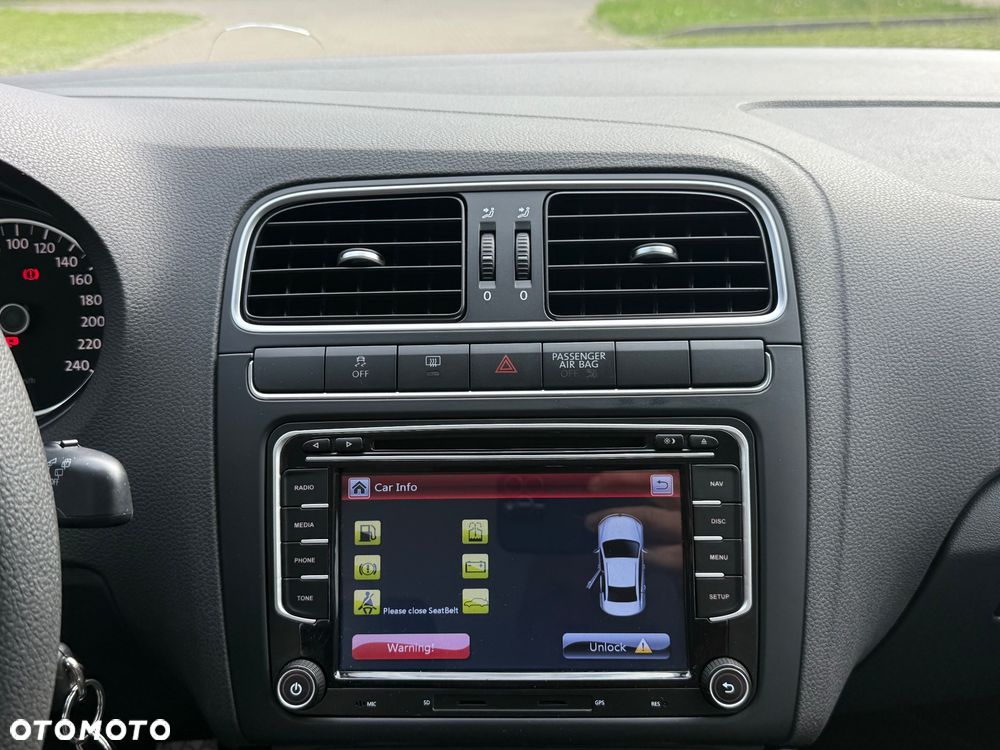 Volkswagen Polo 1.2 Comfortline - 11