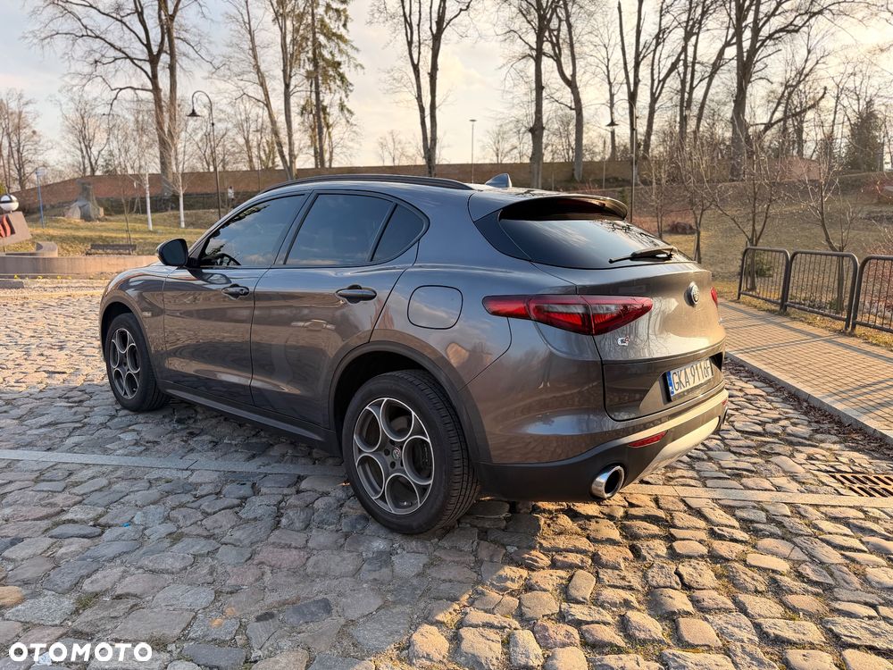 Alfa Romeo Stelvio 2.0 Turbo First Edition Q4 - 27