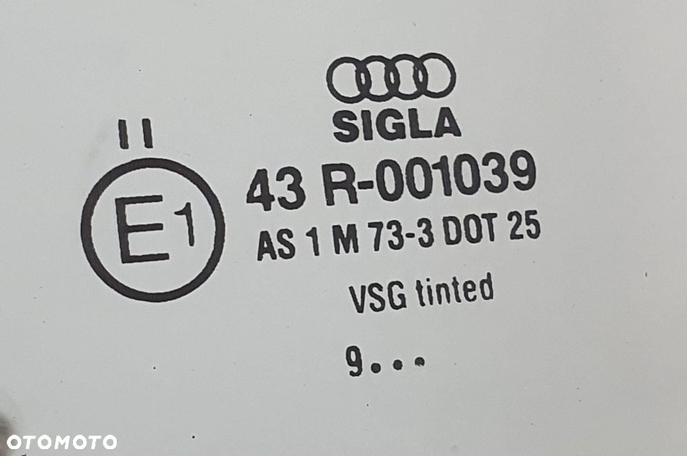 SZYBA CZOŁOWA PRZÓD PRZEDNIA AUDI A4 B5 - 2