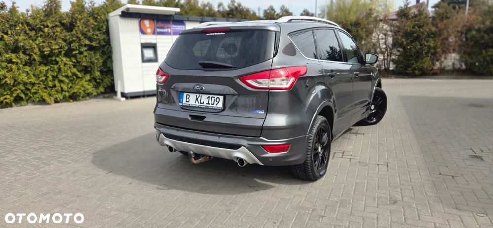 Ford Kuga 2.0 TDCi 2x4 Titanium - 13