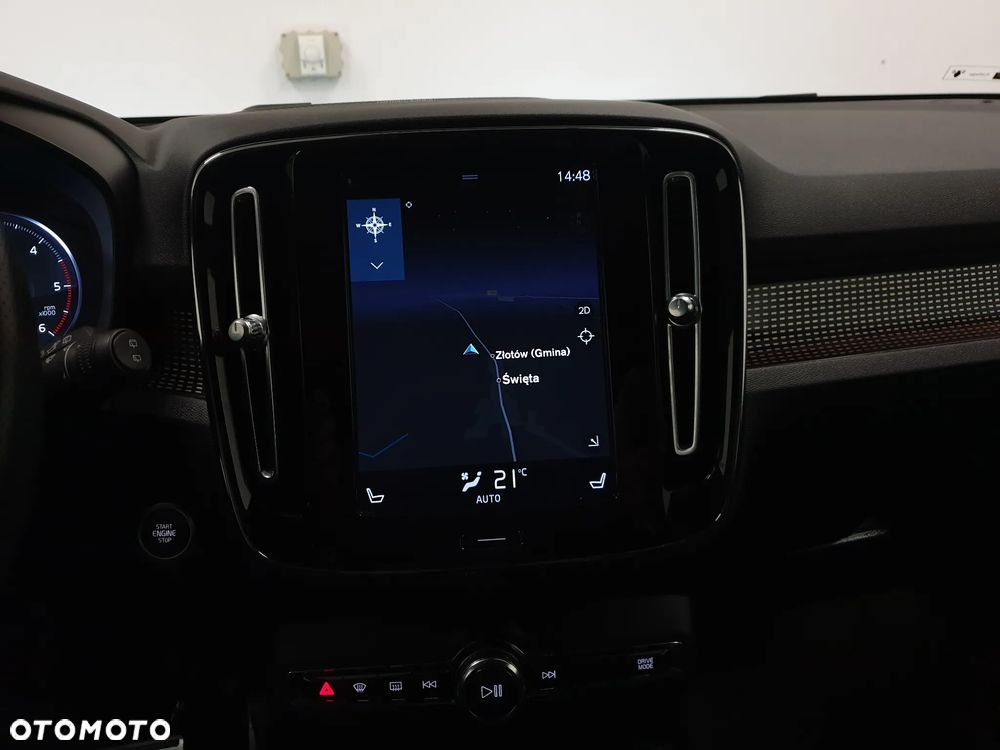 Volvo XC 40 D4 AWD R-Design - 13