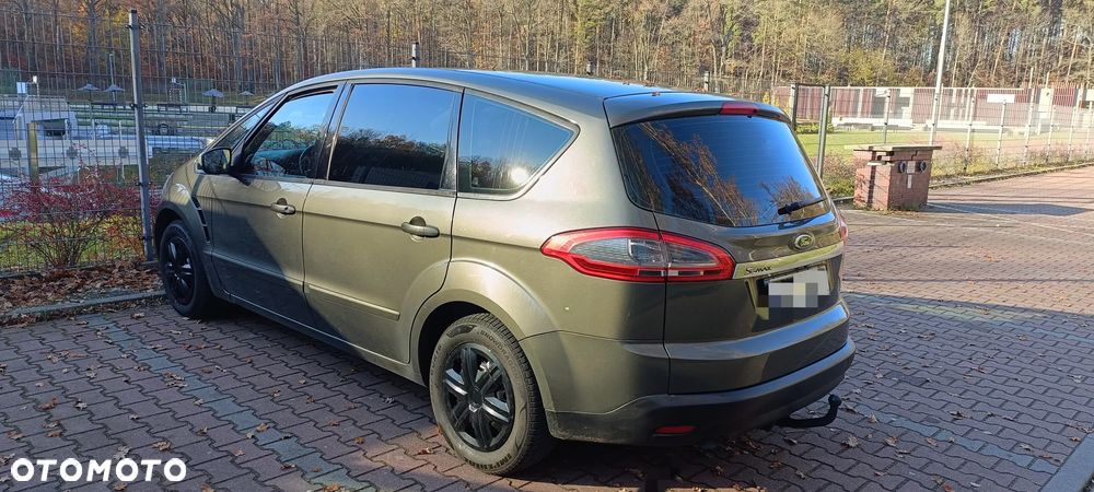 Ford S-Max - 8