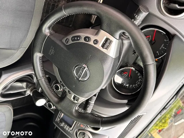 Nissan Qashqai 2.0 dCi 4 x 4 DPF acenta - 13