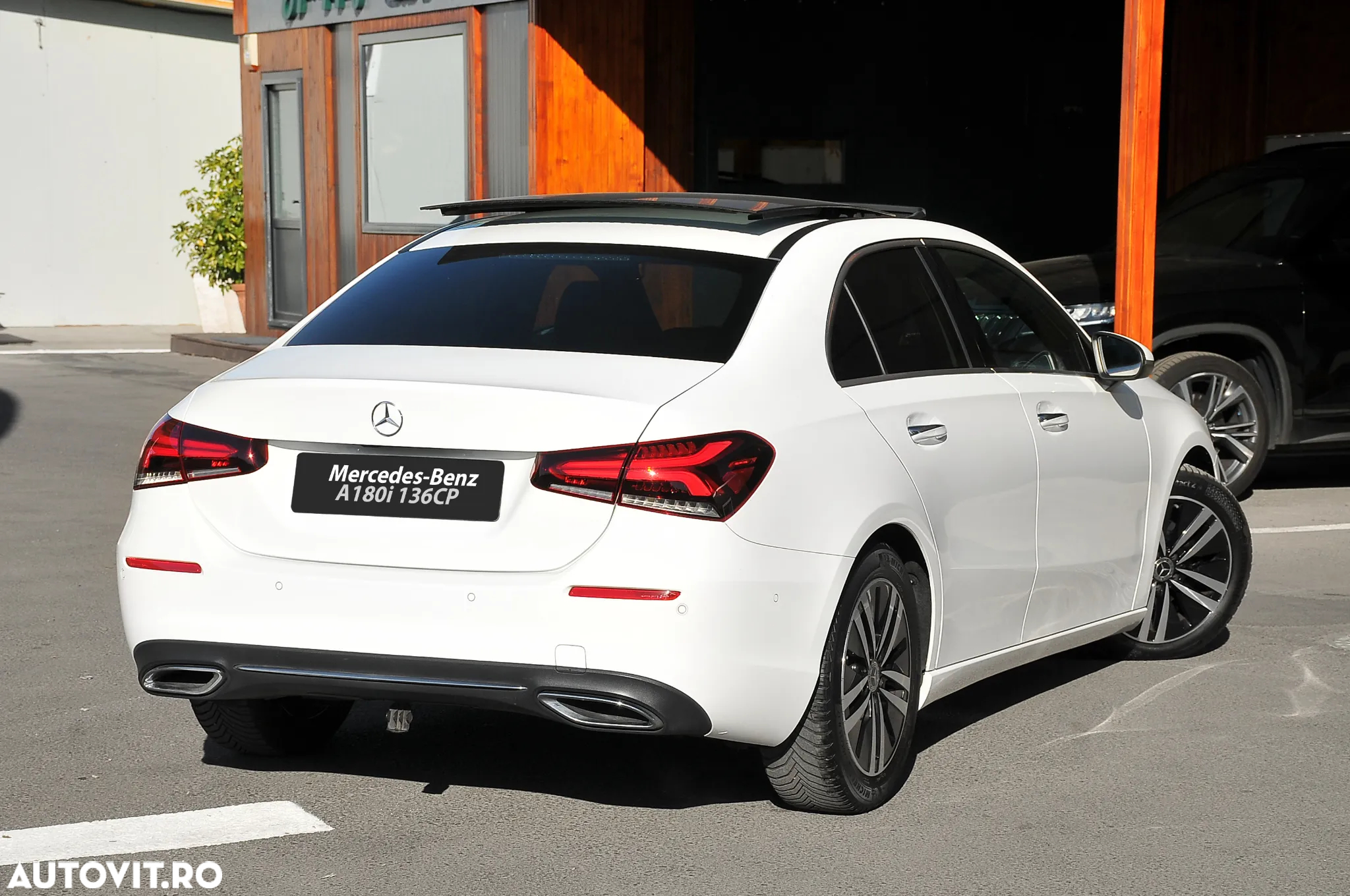 Mercedes-Benz A 180 7G-DCT Advanced Progressive - 9