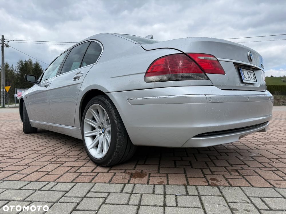 BMW Seria 7 750Li - 7