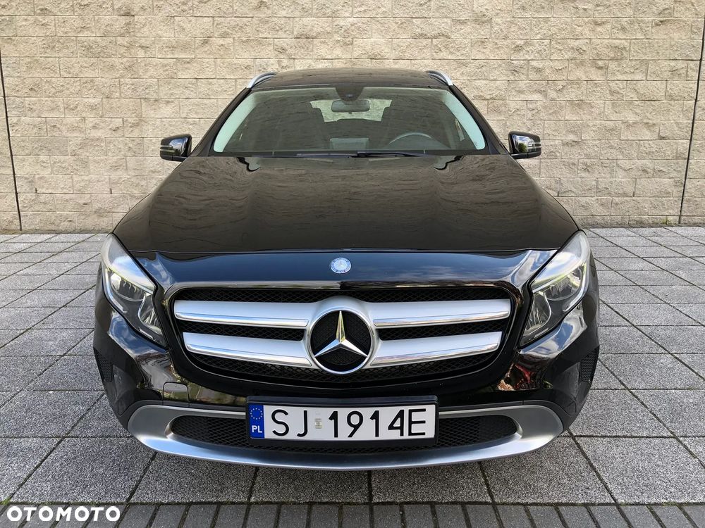 Mercedes-Benz GLA 200 Activity Edition - 3