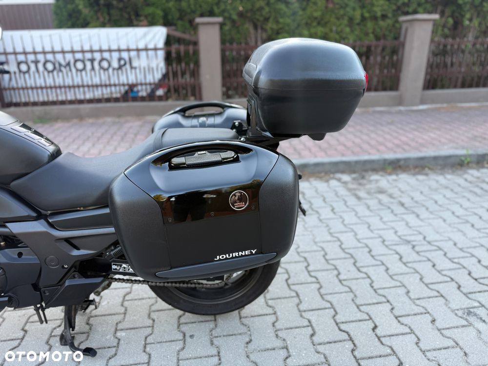 Honda CTX - 21