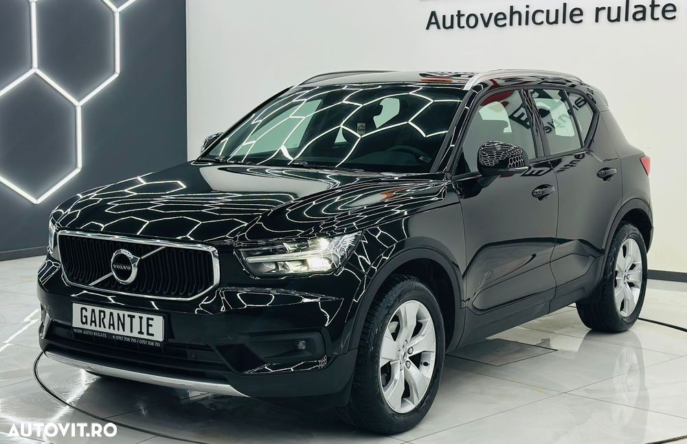 Volvo XC 40 T3 Geartronic Momentum Pro - 1