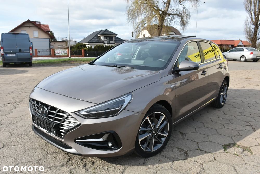 Hyundai i30 1.5 T-GDI 48V-Hybrid Prime - 1