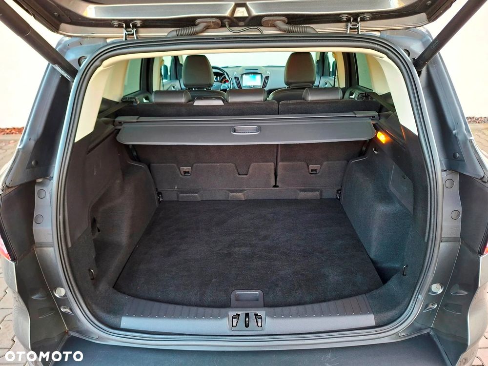 Ford Kuga 2.0 TDCi AWD Titanium - 25