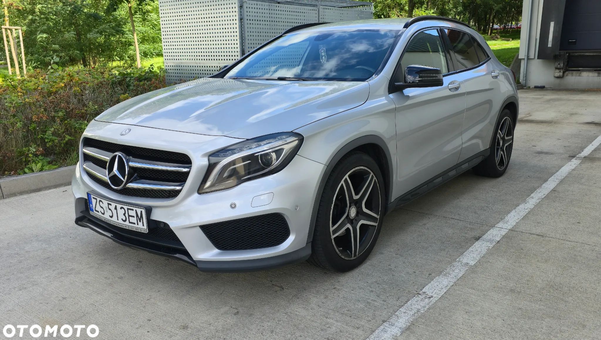 Mercedes-Benz GLA - 1