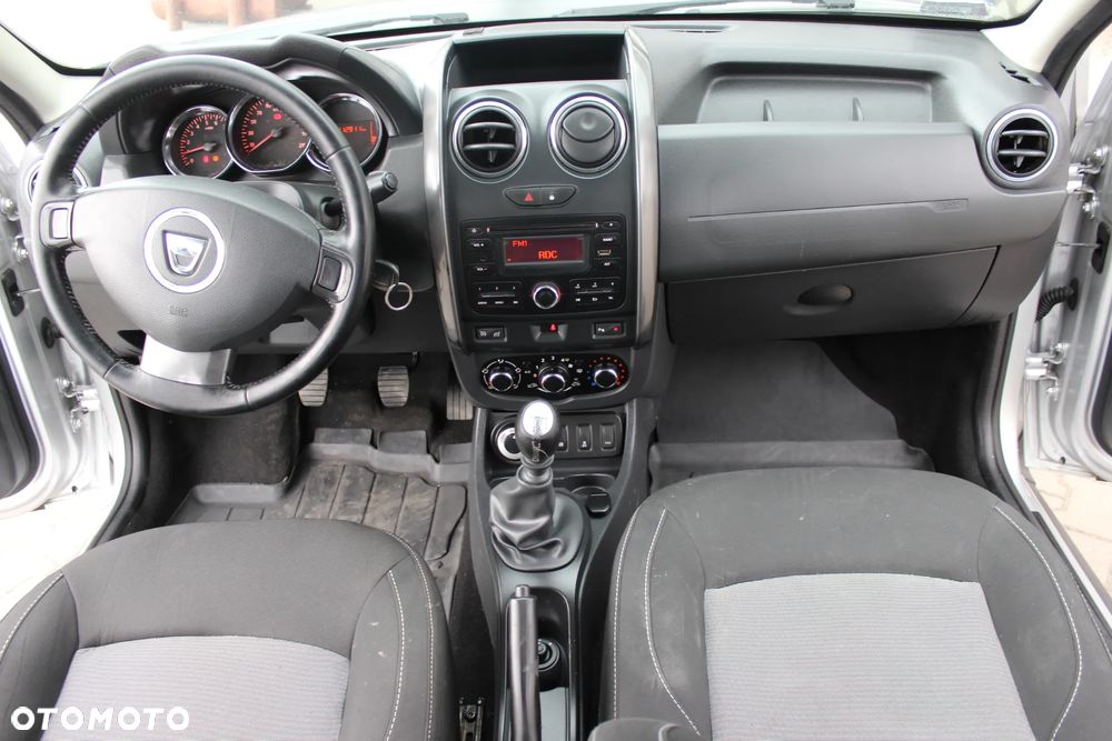 Dacia Duster 1.5 dCi Laureate 4x4 - 10