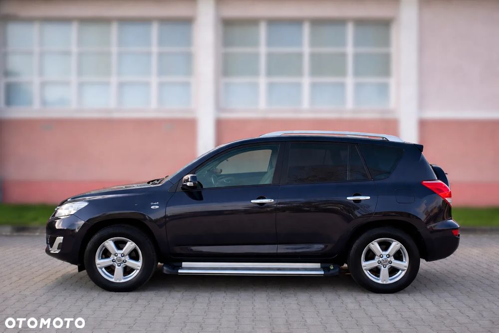 Toyota RAV4 2.2 D-4D Sol - 1