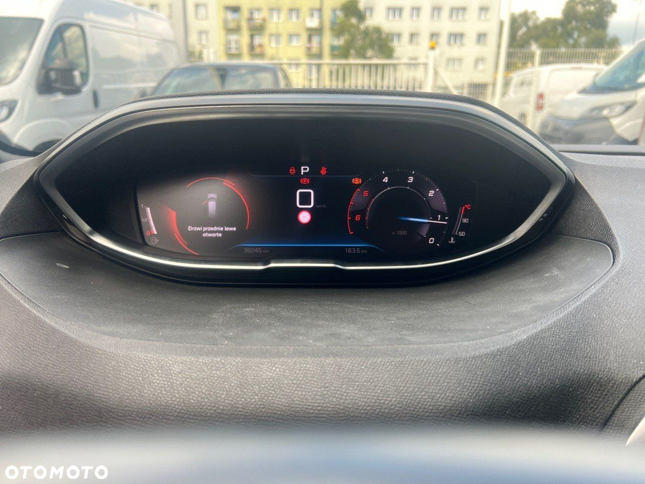 Peugeot 5008 1.5 BlueHDi Allure Pack S&S EAT8 - 16