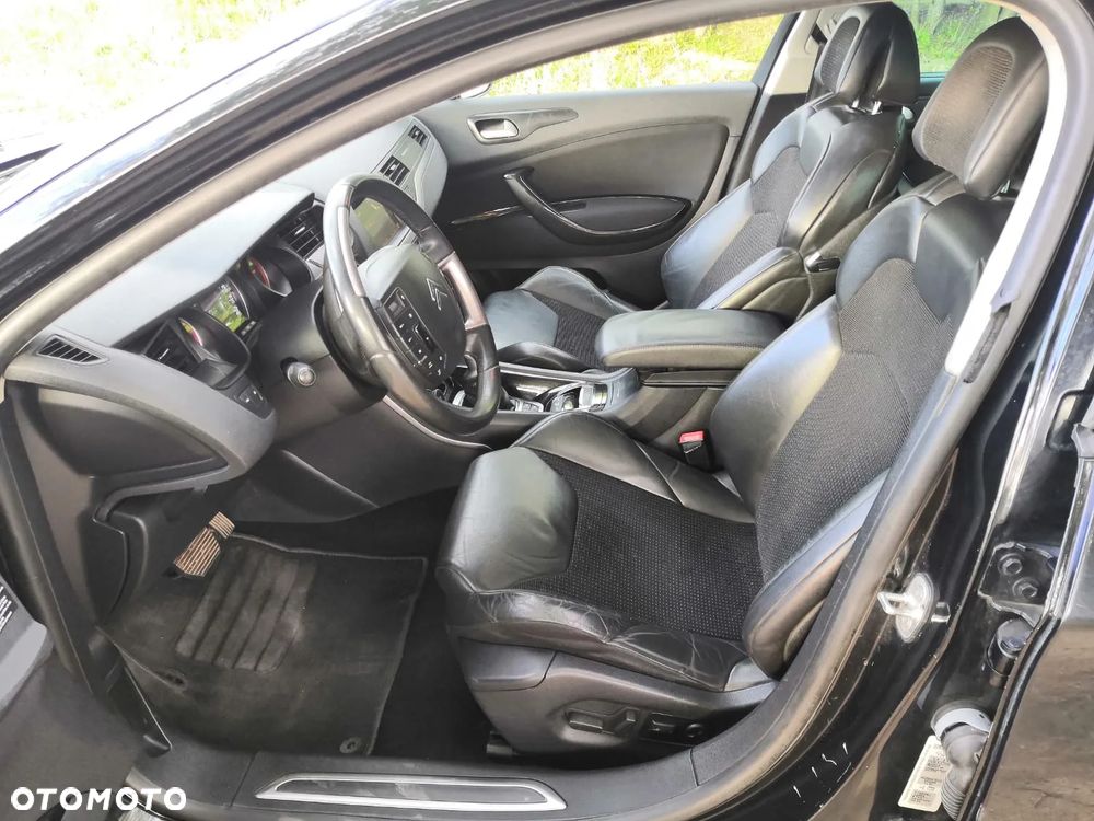Citroën C5 2.0 HDi Exclusive - 26