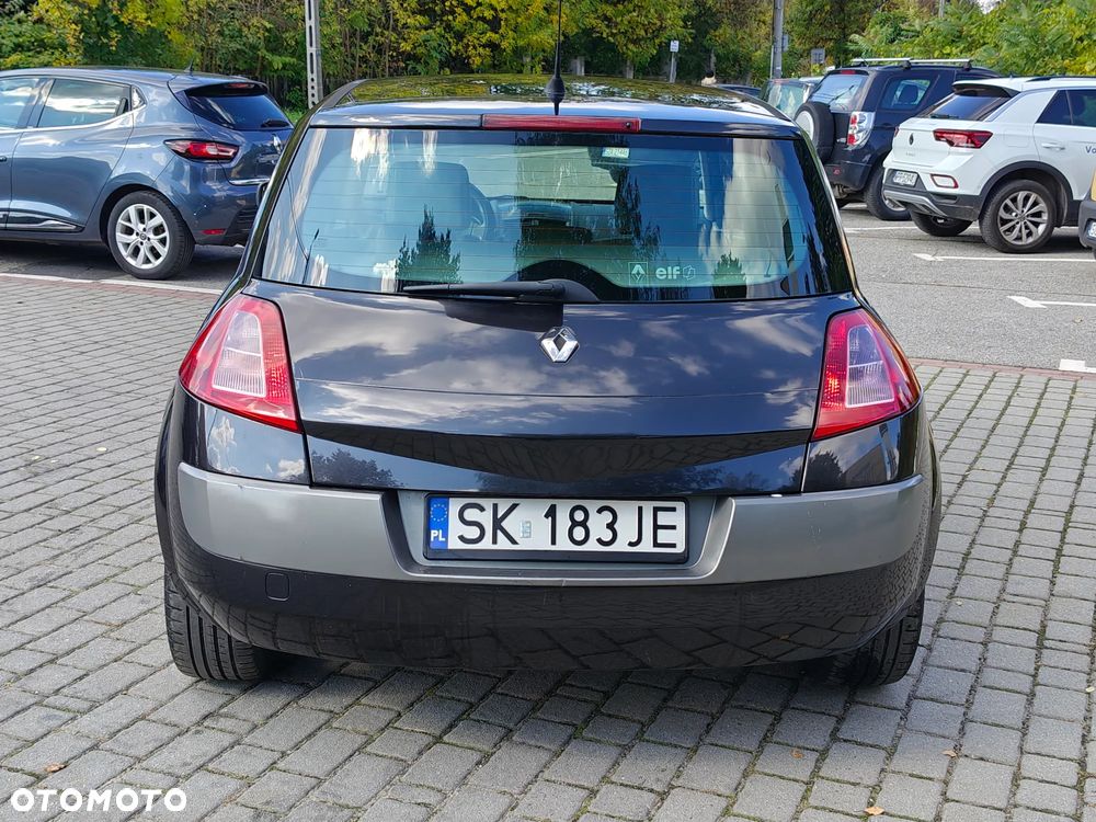 Renault Megane 2.0 Confort Authenique - 12