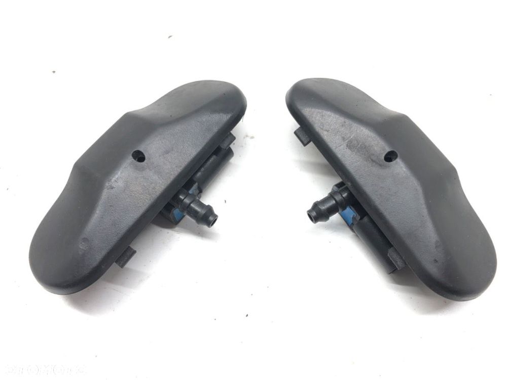 DYSZE SPRYSKIWACZY Z MASKI KOMPLET - 86.00 PLN - AUDI A8 D3 (4E2, 4E8) 2002 - 2010 4.0 TDI quattro - 2