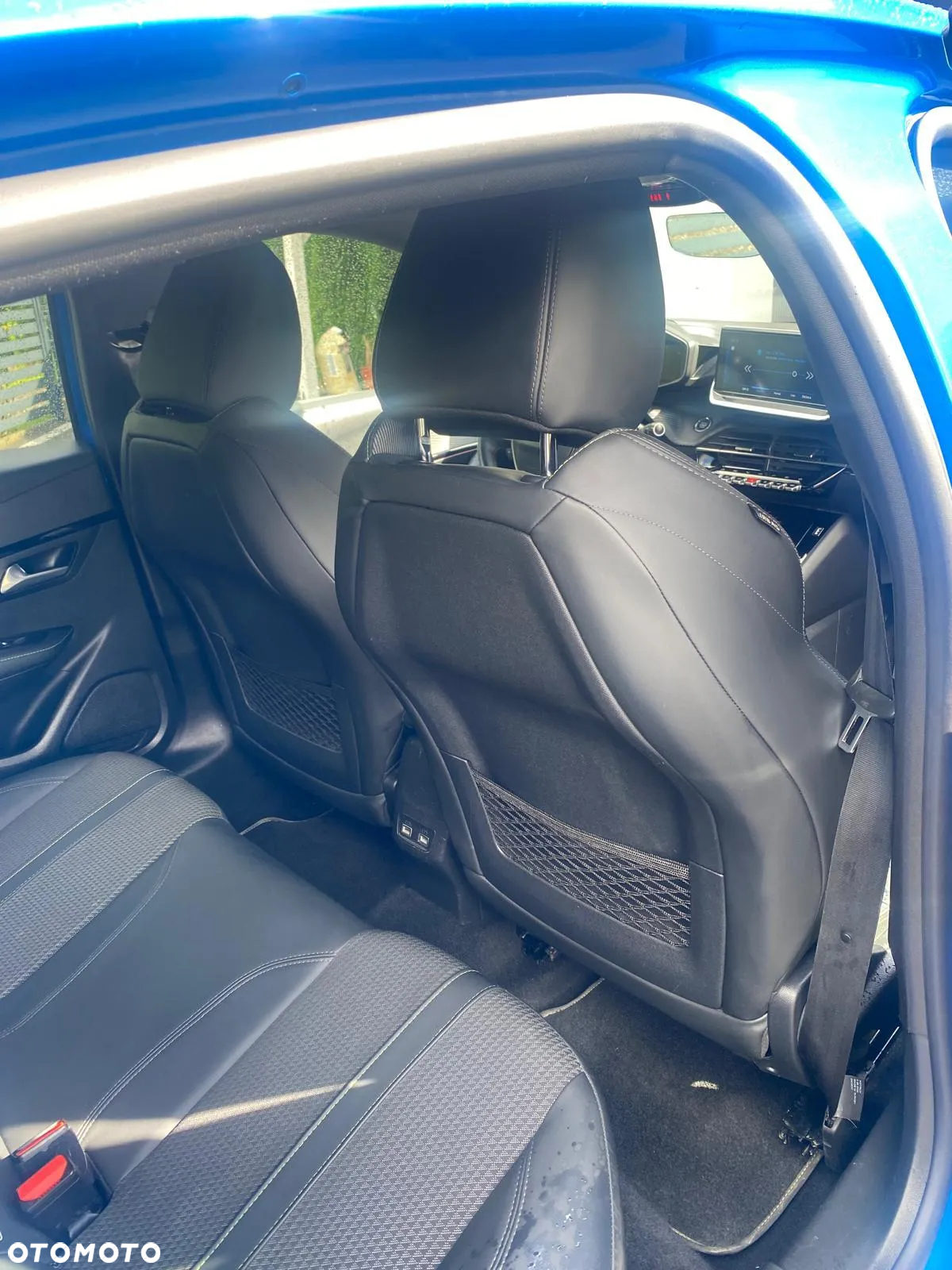 Peugeot 208 - 3