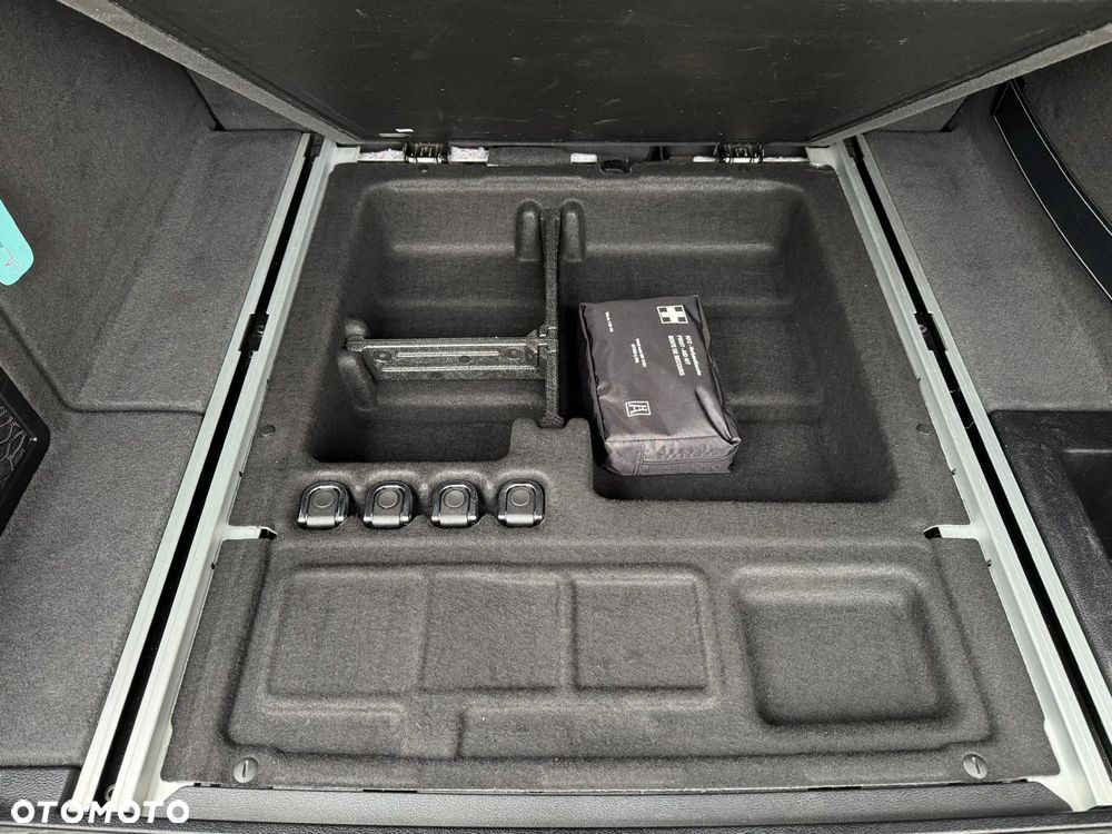 BMW X3 sDrive18d xLine - 34