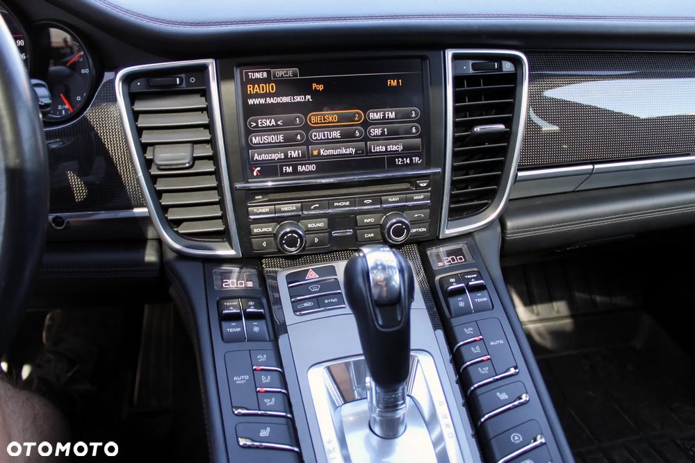 Porsche Panamera GTS - 25