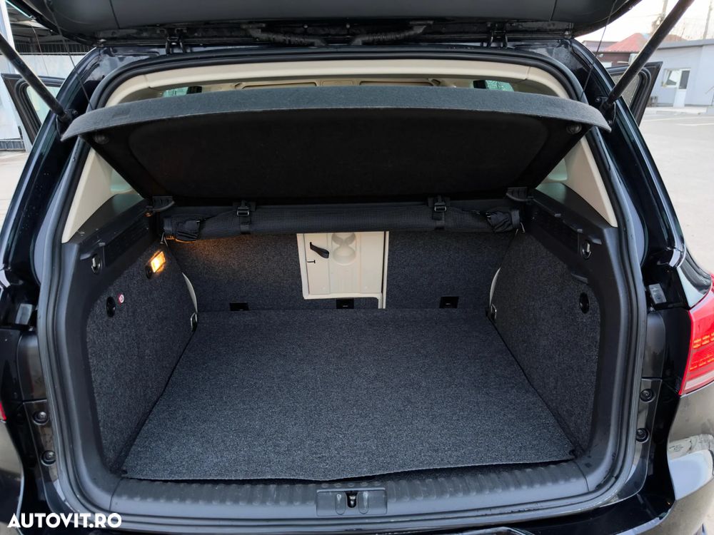 Volkswagen Tiguan 2.0 TDI DPF 4Motion BlueMotion Technology DSG Exclusive - 16