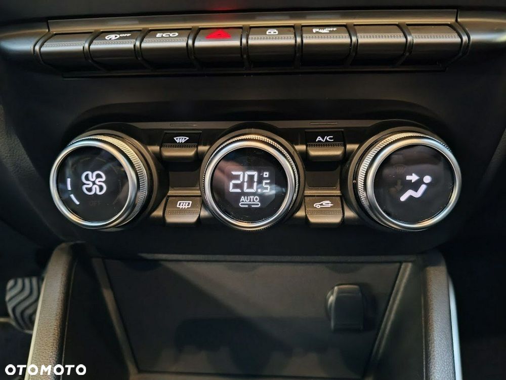 Dacia Duster 1.6 SCe Prestige - 27