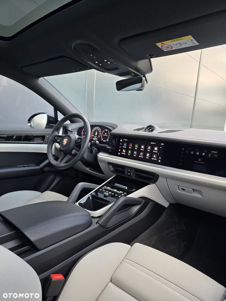 Porsche Cayenne S E-Hybrid PHEV - 12
