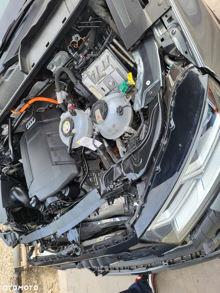 Audi Q5 55 TFSIe quattro S tronic S line - 27