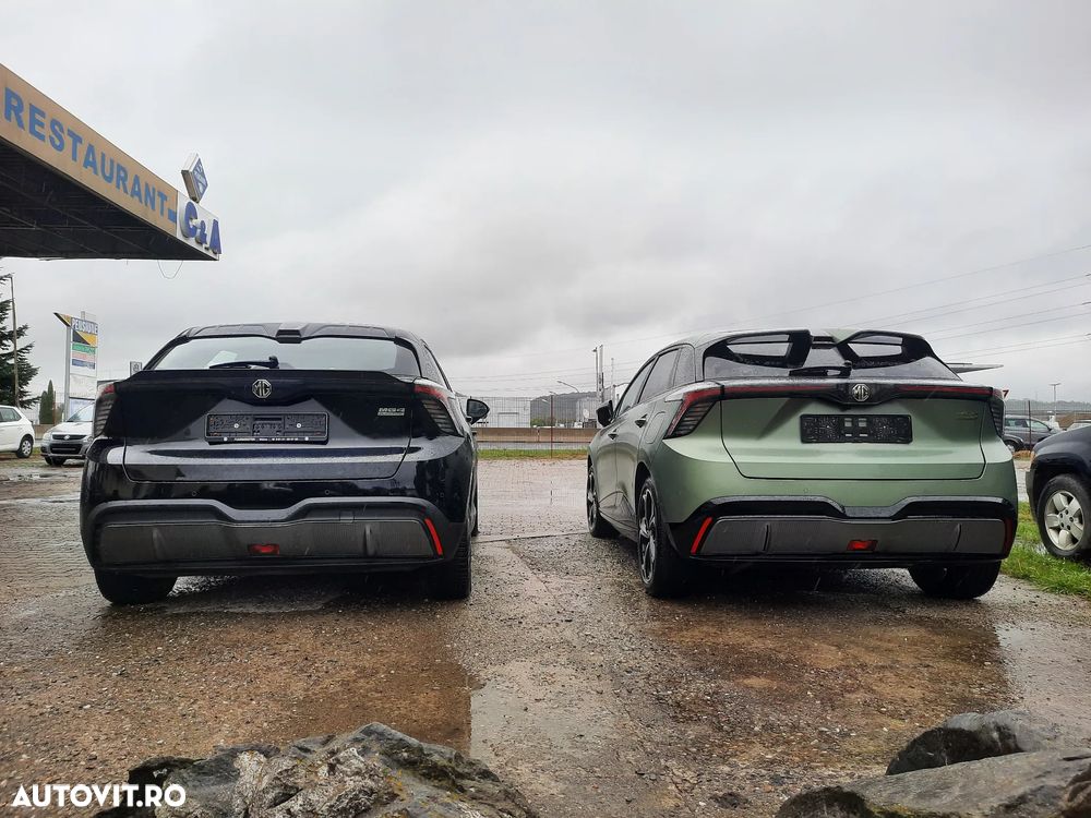 MG MG4 EV 64 kWh XPower - 12