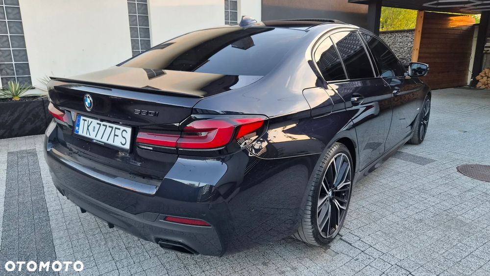 BMW Seria 5 530i Sport Line - 4