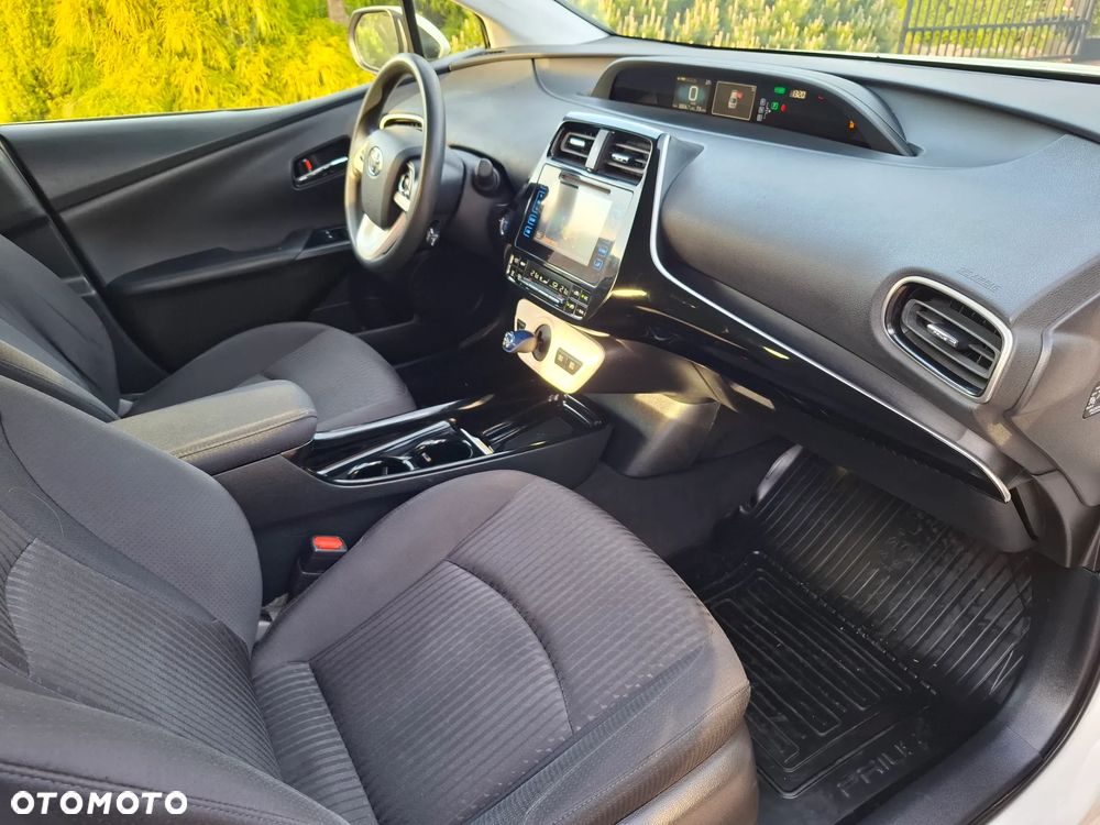 Toyota Prius Hybrid Comfort - 18