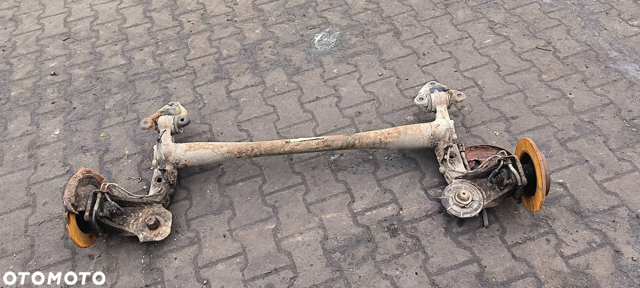 BELKA / SANKI TYŁ OPEL MERIVA A - 5