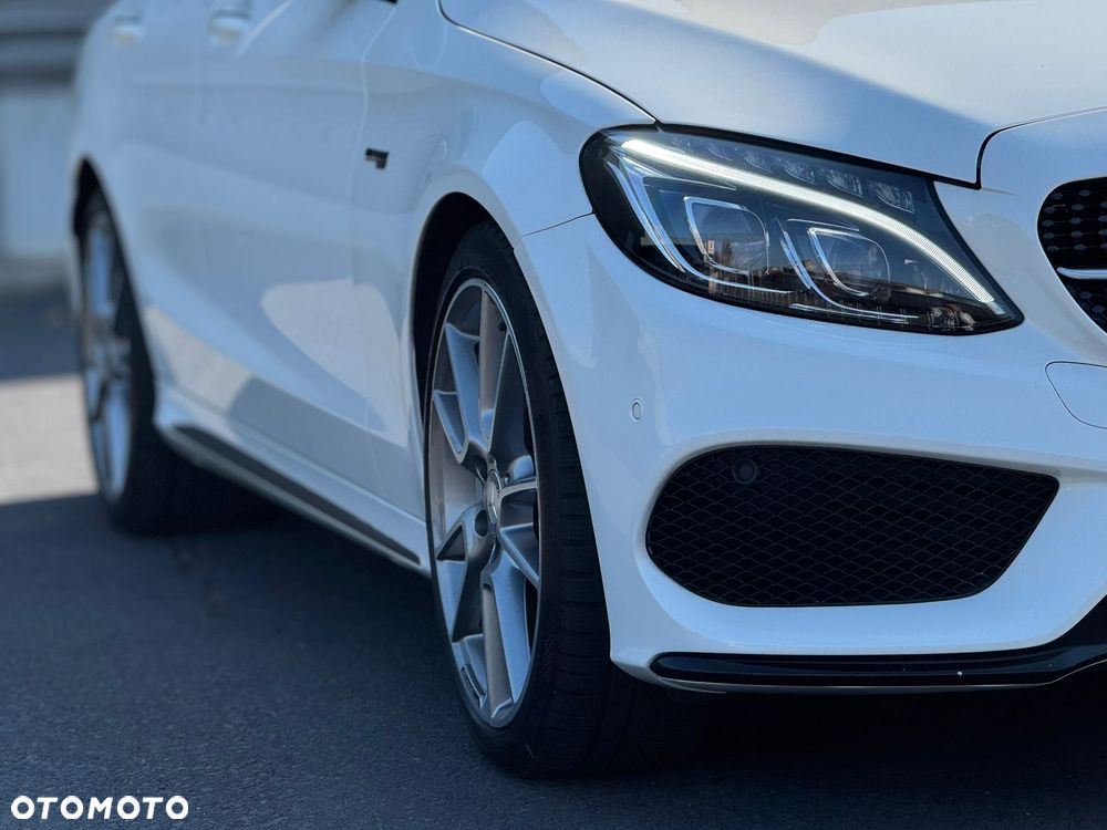 Mercedes-Benz Klasa C 450 AMG 4Matic 7G-TRONIC - 9