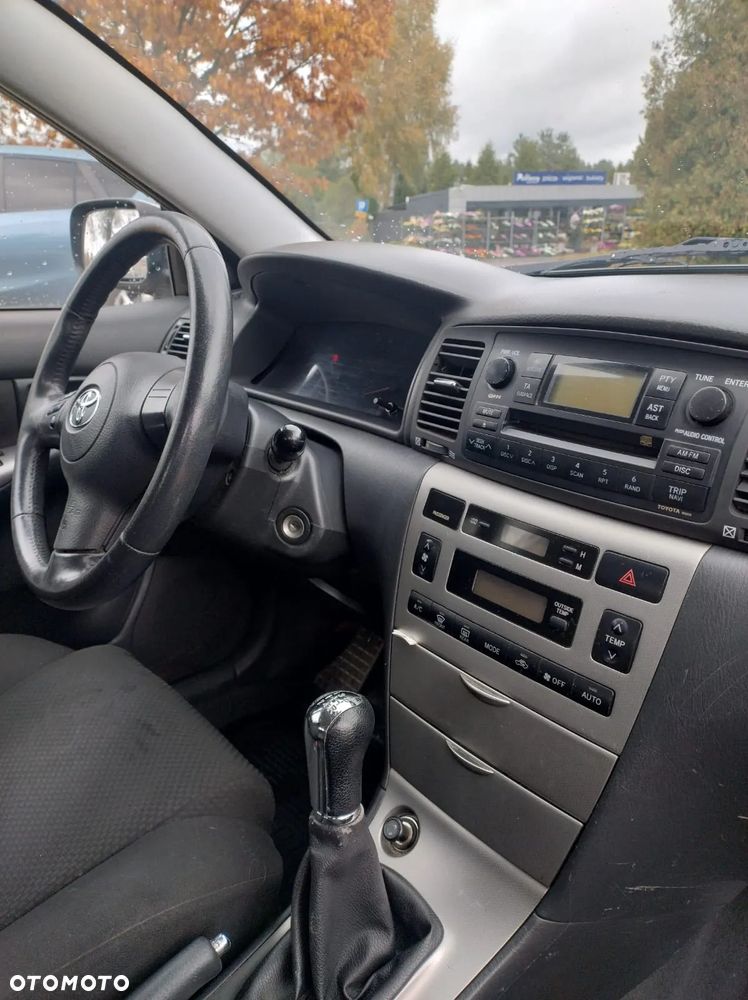 Toyota Corolla - 3