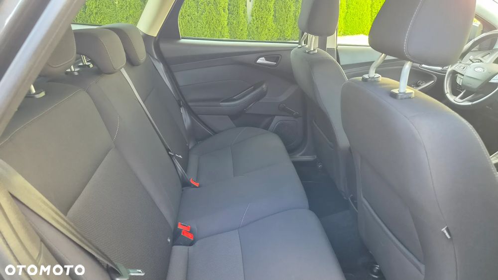 Ford Focus 1.0 EcoBoost STart-Stopp-System TITANIUM - 20