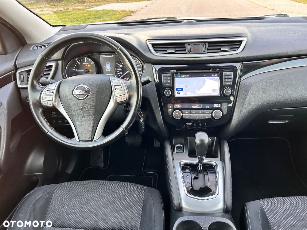 Nissan Qashqai 1.6 DCi Xtronic ACENTA - 19