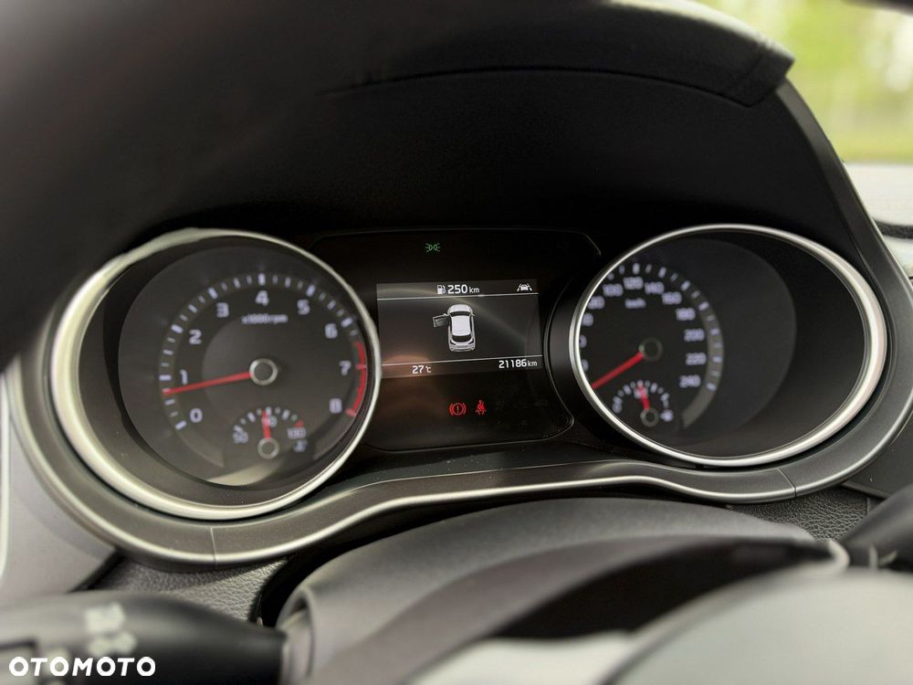 Kia XCeed 1.5 T-GDI M - 31