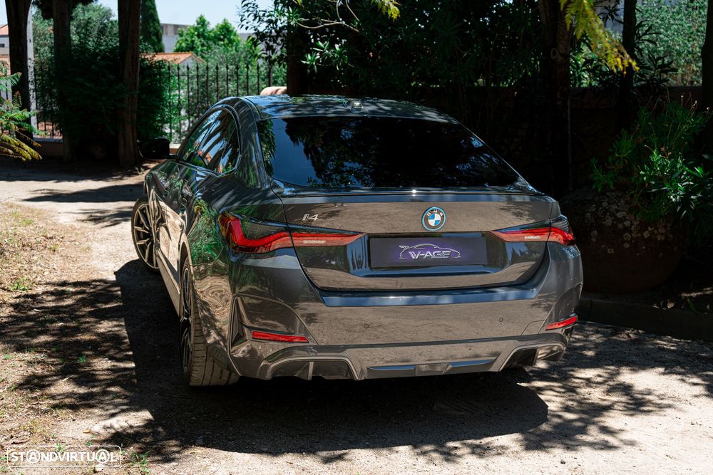 BMW i4 - 11