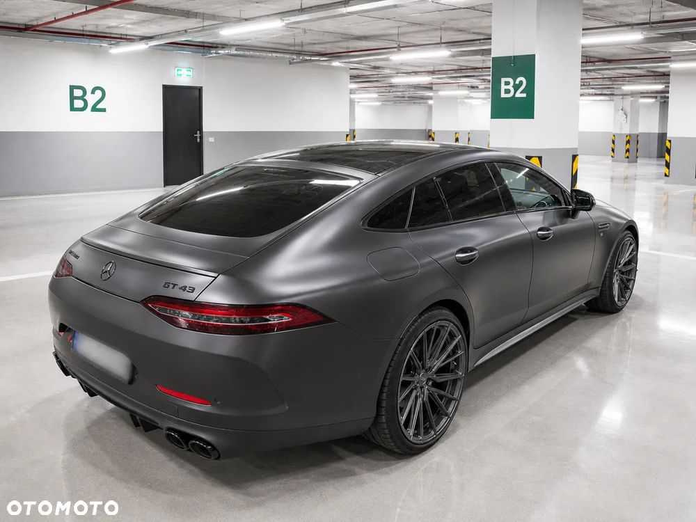 Mercedes-Benz AMG GT 43 4-Matic+ - 8
