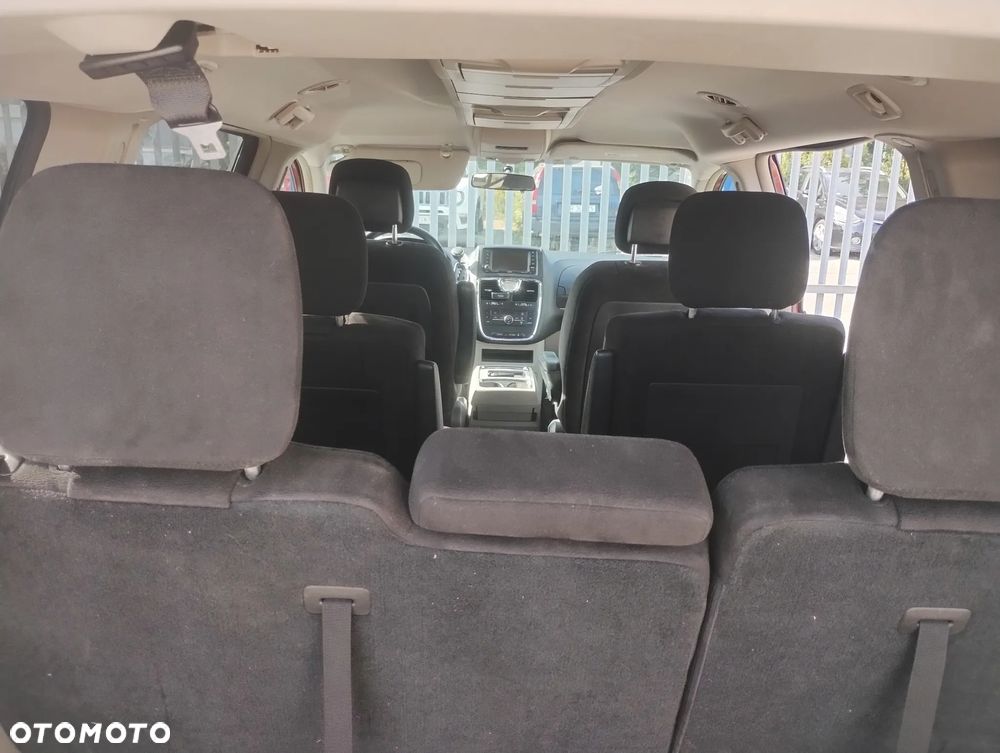 Chrysler Town & Country 3.6 Touring - 6