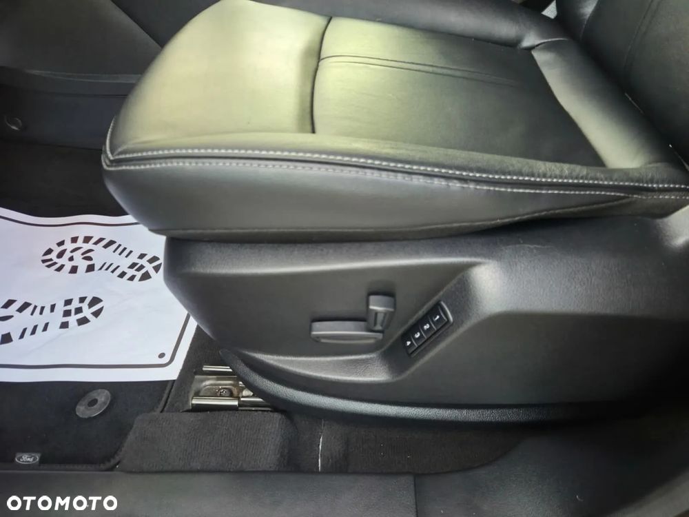 Ford S-Max 2.0 TDCi DPF Ambiente - 15
