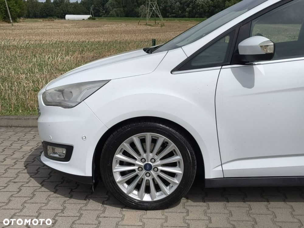 Ford Grand C-MAX - 26