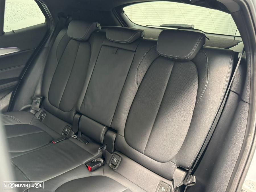 BMW X2 25 e xDrive Pack 50 anos M - 48
