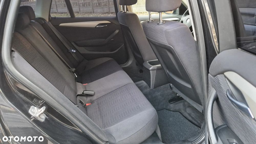 BMW X1 xDrive20d - 11