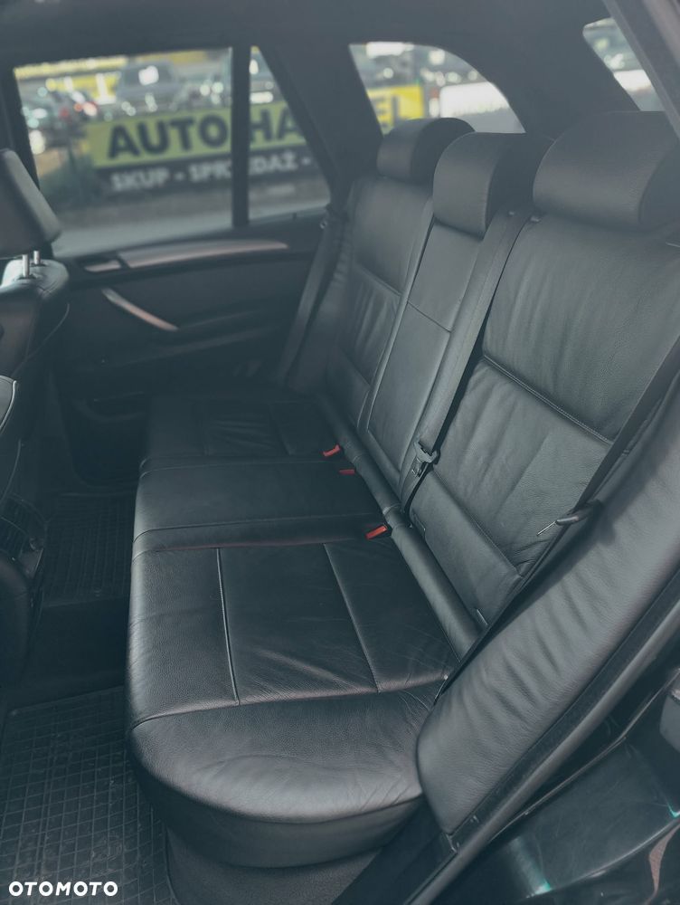 BMW X5 3.0 i - 8