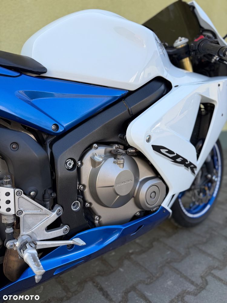 Honda CBR - 14